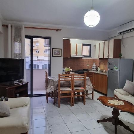 Liam'S Apartment Durres Exterior photo